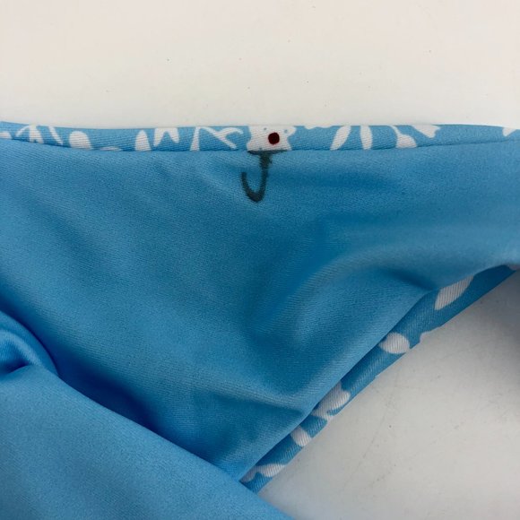Zaful Blue Floral "ditsy" tie front bikini set Medium - Picture 4 of 5